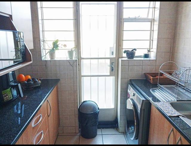 2 BEDROOM APARTMENT FOR SALE IN BRAMLEY PARK